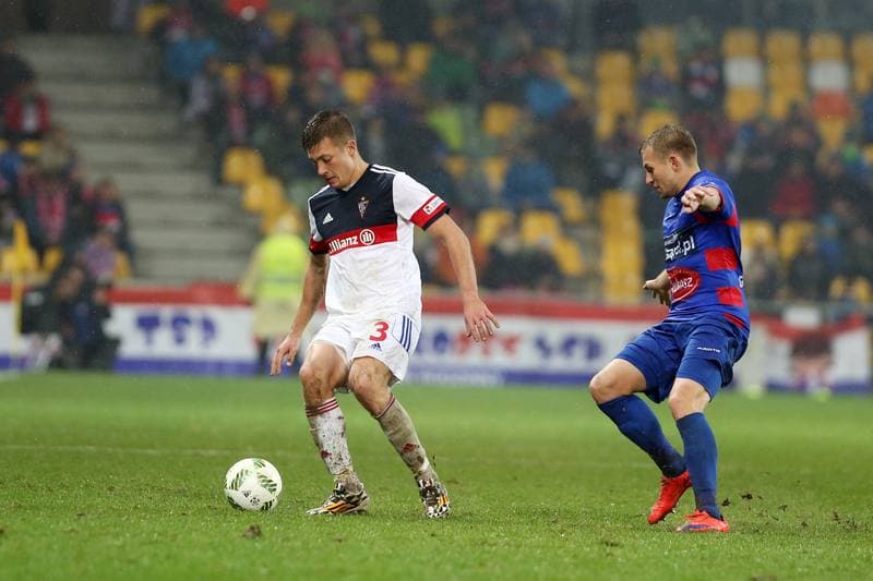Football. I Liga. Podbeskidzie Bielsko-Biala - Gornik Zabrze. 06.11.2016