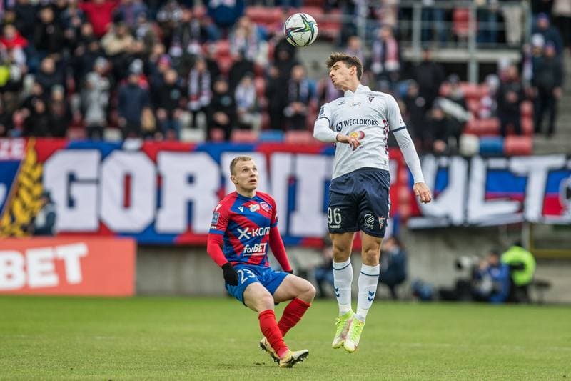 Football. PKO BP Ekstraklasa. Gornik Zabrze - Rakow Czestochowa. 20.02.2022