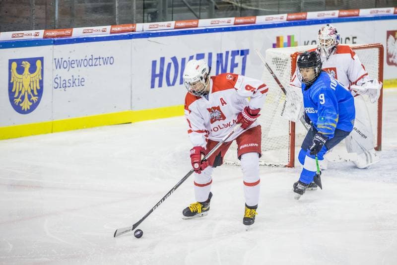 Ice Hockey. Women's World Championship Division 1B. Poland - Kazakhstan. 08.04.2022