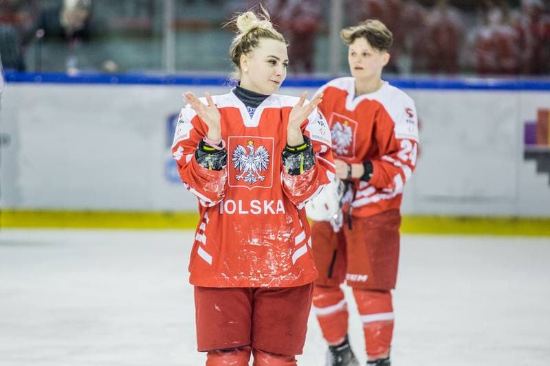 Ice Hockey. Women's World Championship Division 1B. Poland - Slovenia. 09.04.2022