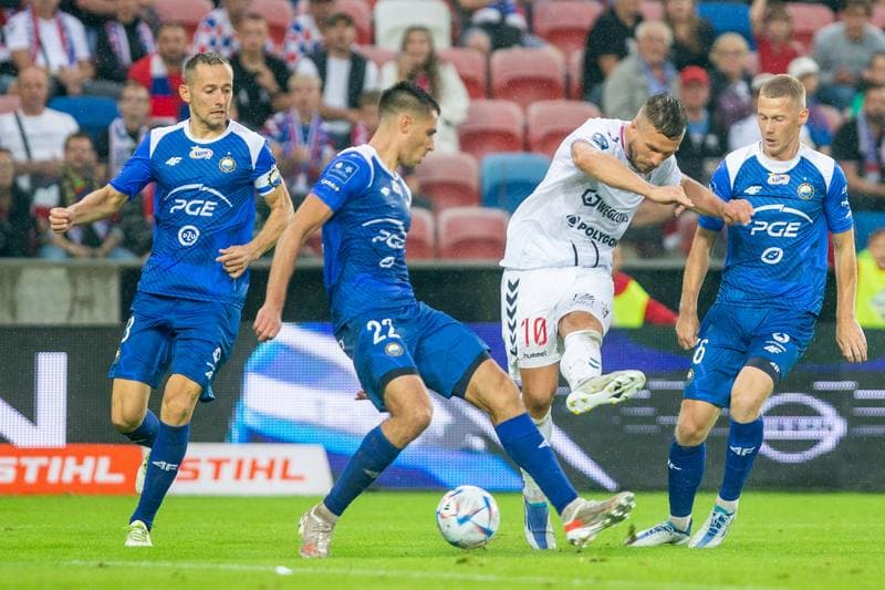 Football. PKO BP Ekstraklasa. Gornik Zabrze - Stal Mielec. 13.08.2022