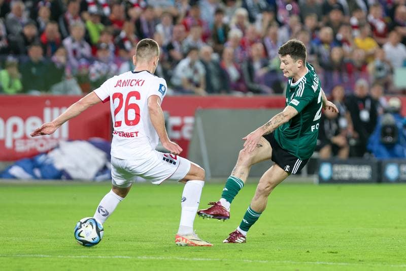 Football. PKO BP Ekstraklasa. Gornik Zabrze - Legia Warsaw. 01.04.2024