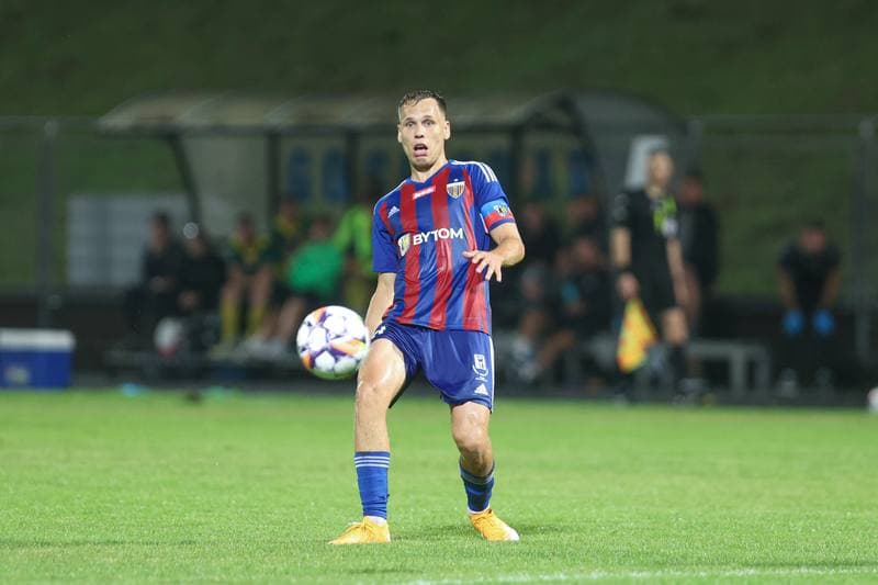 Football. Betclic II liga. GKS Jastrzebie - Polonia Bytom. 17.08.2024