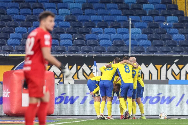 Football. Betclic I Liga. Ruch Chorzow - Arka Gdynia. 08.03.2025