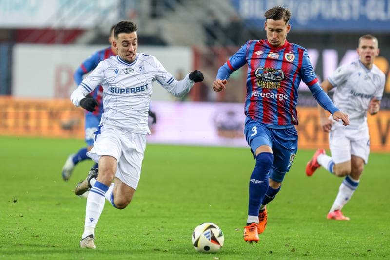 Football. PKO BP Ekstraklasa. Piast Gliwice - Lech Poznan. 29.11.2024