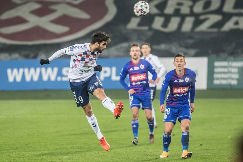 Football. PKO BP Ekstraklasa. Gornik Zabrze - Piast Gliwice. 20.11.2020