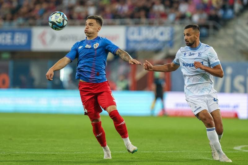 Football. PKO BP Ekstraklasa. Piast Gliwice - Lech Poznan. 22.07.2023