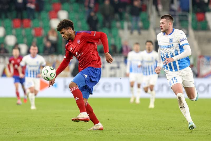Football. UEFA Conference League. Rakow Czestochowa - Universitatea Craiova. 02.10.2025