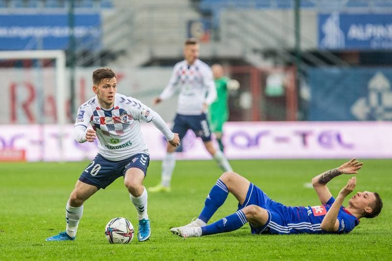 Football. PKO BP Ekstraklasa. Piast Gliwice - Gornik Zabrze. 12.04.2021