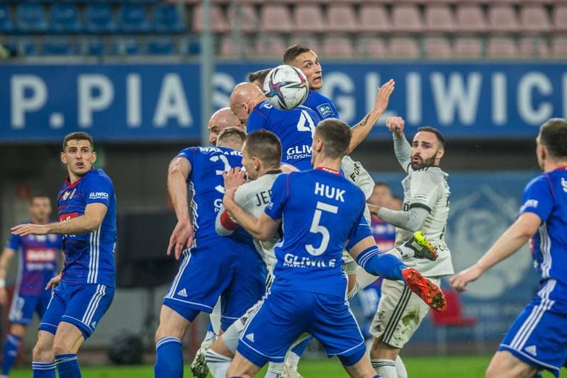Football. PKO BP Ekstraklasa. Piast Gliwice - Legia Warsaw. 21.04.2021