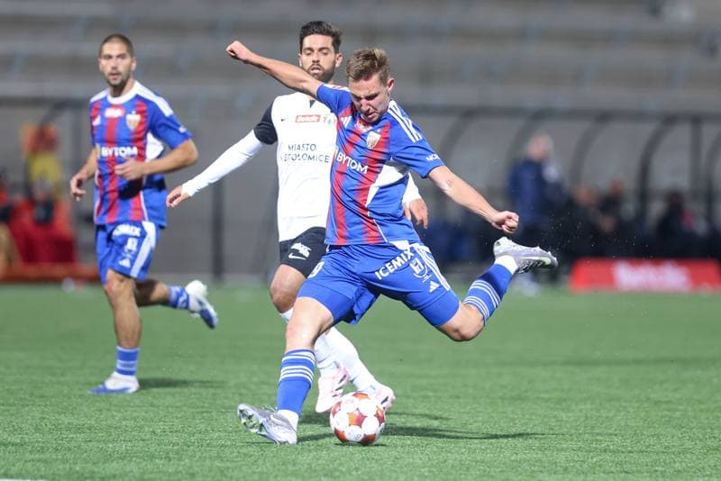 Football. Betclic I liga. Polonia Bytom - Puszcza Niepolomice. 04.10.2025
