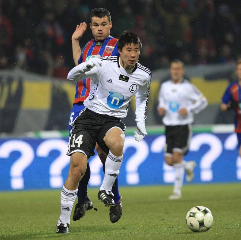Football. Ekstraklasa. Polonia Bytom - Legia Warsaw. 13.03.2010