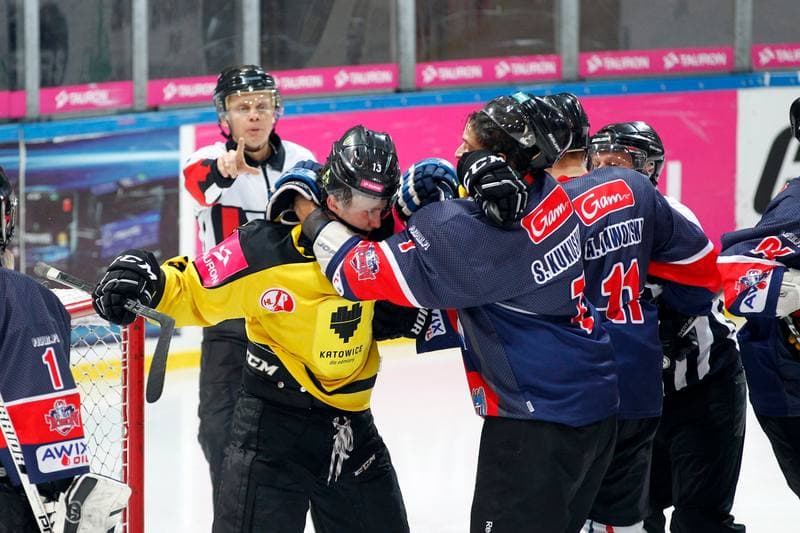 Ice Hockey. Polska Hokej Liga. Tauron KH GKS Katowice - Nesta Torun. 06.12.2016