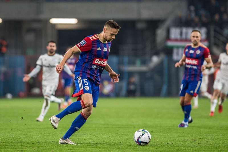 Football. PKO BP Ekstraklasa. Piast Gliwice - Legia Warsaw. 24.10.2021