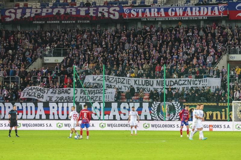 Football. PKO BP Ekstraklasa. Gornik Zabrze - Rakow Czestochowa. 22.10.2023
