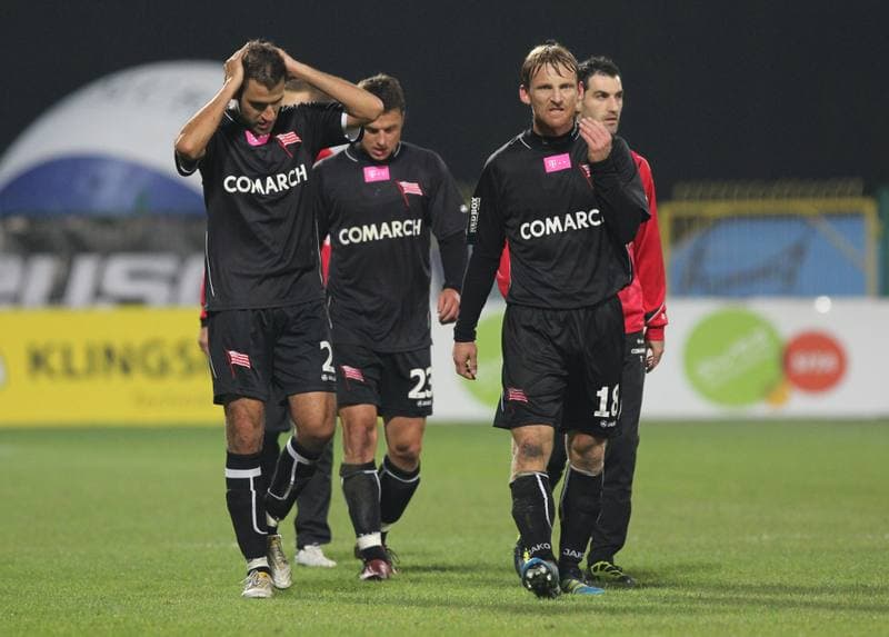 Football. T-Mobile Ekstraklasa. Podbeskidzie Bielsko-Biala - Cracovia Krakow. 14.10.2011