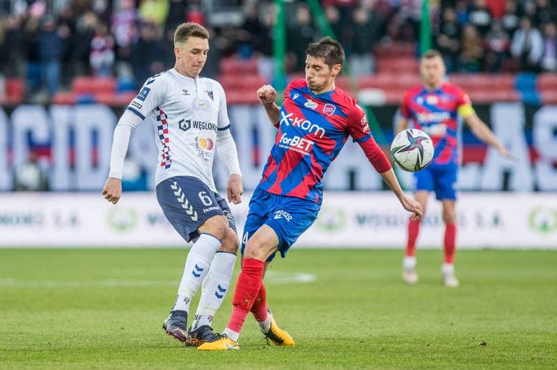Football. PKO BP Ekstraklasa. Gornik Zabrze - Rakow Czestochowa. 20.02.2022