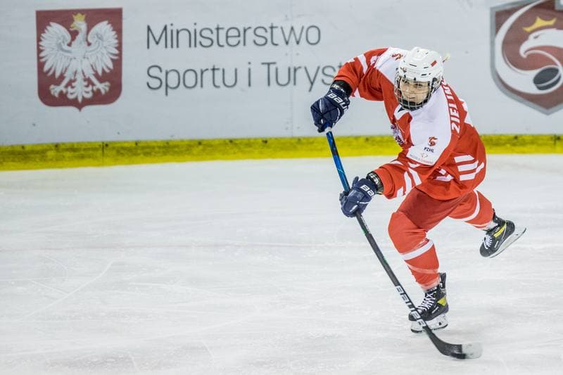 Ice Hockey. Women's World Championship Division 1B. Poland - Slovenia. 09.04.2022