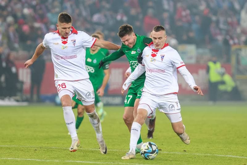 Football. PKO BP Ekstraklasa. Gornik Zabrze - Warta Poznan. 15.12.2023