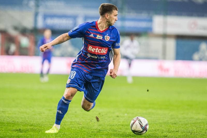 Football. PKO BP Ekstraklasa. Piast Gliwice - Gornik Zabrze. 12.04.2021