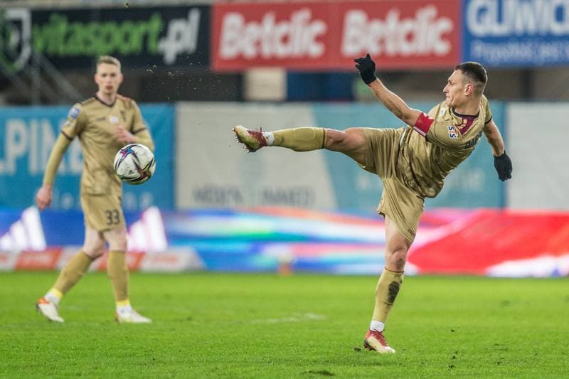 Football. PKO BP Ekstraklasa. Piast Gliwice - Pogon Szczecin. 05.02.2022
