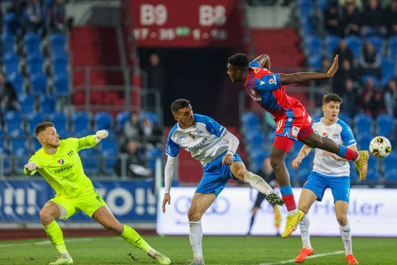 Football. Fortuna:Liga. Banik Ostrava - Viktoria Plzen. 16.04.2023