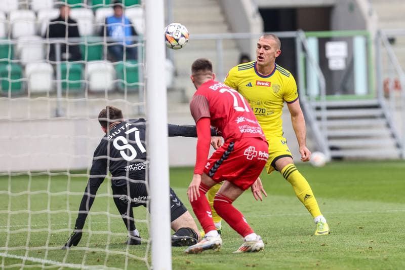 Football. Betclic II liga. Zaglebie Sosnowiec - Polonia Bytom. 09.11.2024