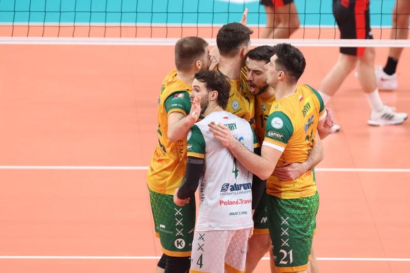 Volleyball. CEV Cup. Aluron CMC Warta Zawiercie - Asseco Resovia Rzeszow. 08.02.2024