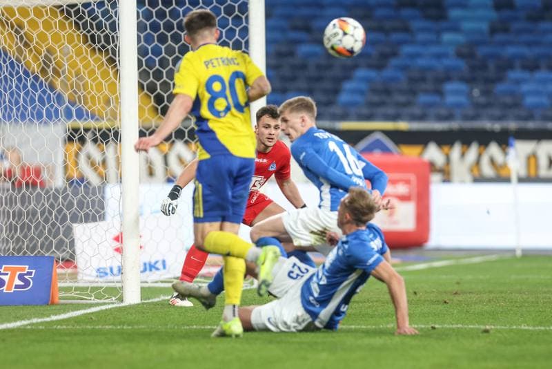 Football. Betclic I Liga. Ruch Chorzow - Arka Gdynia. 08.03.2025