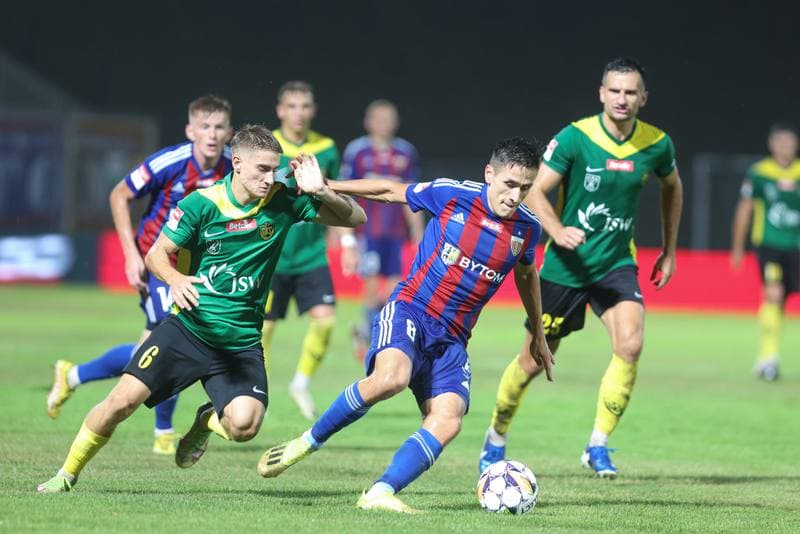 Football. Betclic II liga. GKS Jastrzebie - Polonia Bytom. 17.08.2024