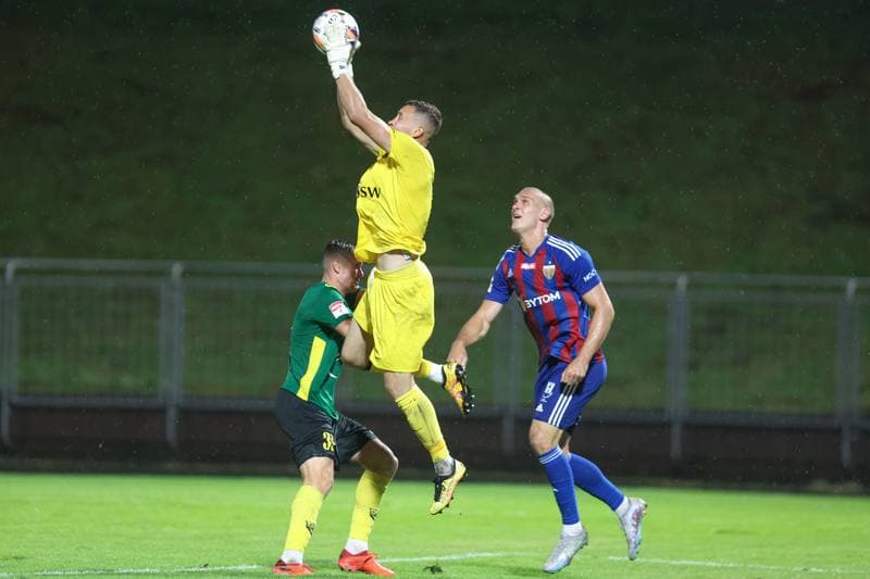 Football. Betclic II liga. GKS Jastrzebie - Polonia Bytom. 17.08.2024
