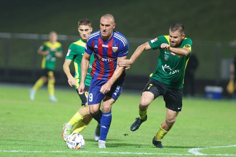 Football. Betclic II liga. GKS Jastrzebie - Polonia Bytom. 17.08.2024