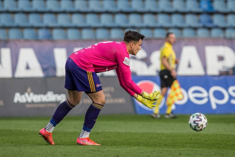 Football. III Liga. Ruch Chorzow - Sleza Wroclaw. 10.04.2021