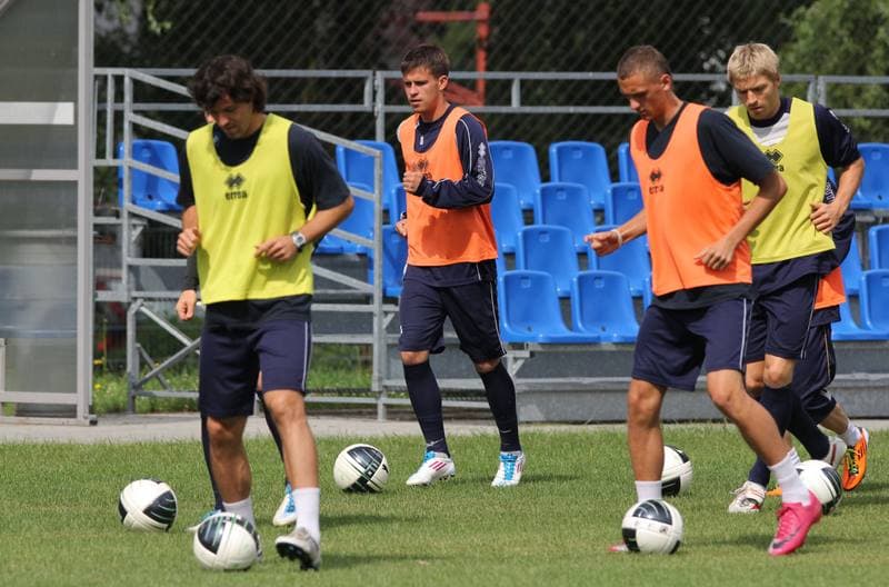 Football. Piast Gliwice. Training. 16.08.2011