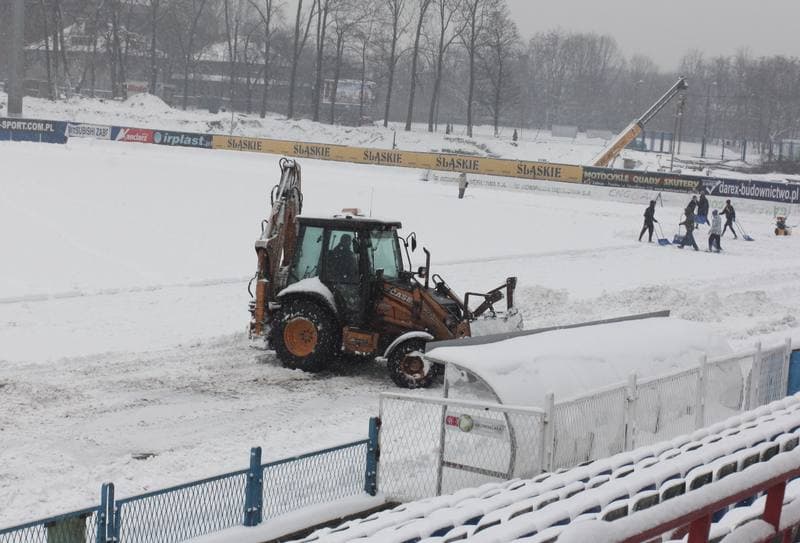 Football. Gornik Zabrze. Training. 17.02.2012