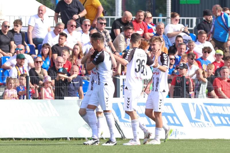 Football. II Liga. Polonia Bytom - Sandecja Nowy Sacz. 03.05.2024