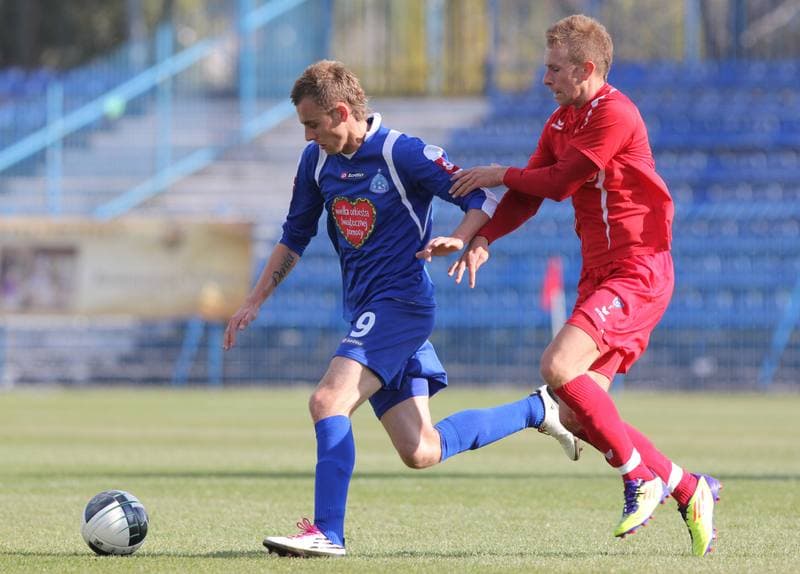 Football. Mlodziezowa Ekstraklasa. Ruch Chorzow - Gornik Zabrze. 30.08.2010