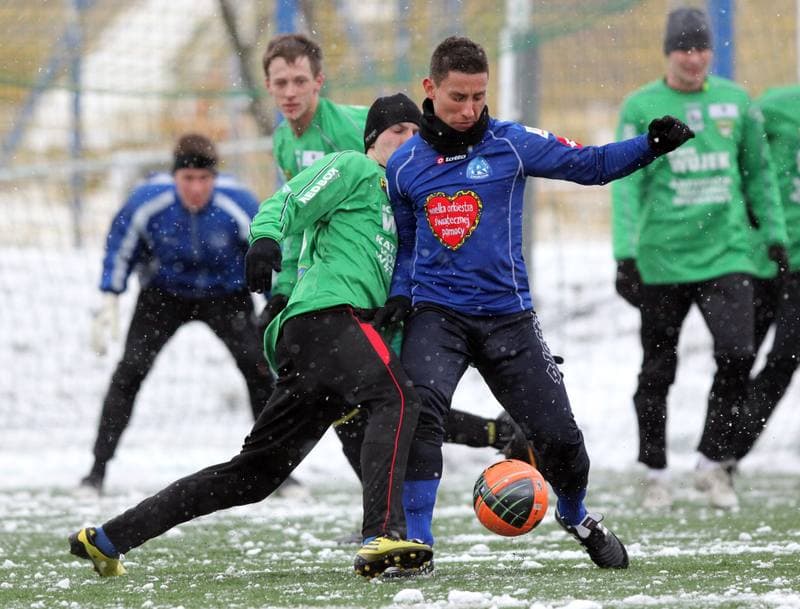 Football. Sparing. Rozwoj Katowice - Ruch Chorzow. 14.01.2012