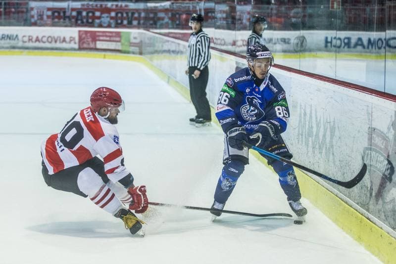 Ice Hockey. IIHF Continental Cup. HK Poprad - Comarch Cracovia. 20.11.2021
