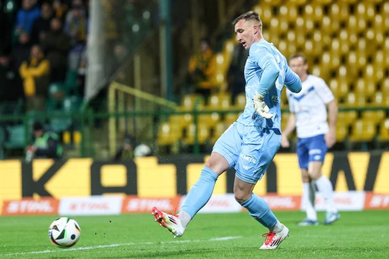 Football. PKO BP Ekstraklasa. GKS Katowice - Stal Mielec. 31.01.2025