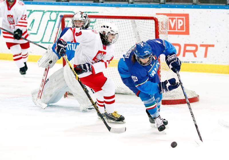 Ice Hockey. U18 Women's World Championship Division I. Poland - Italy. 19.01.2015