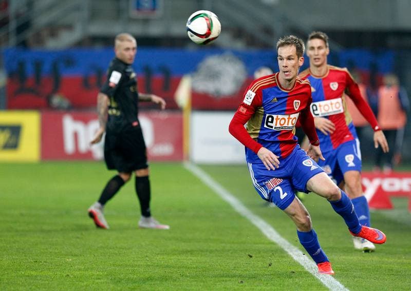Football. PKO BP Ekstraklasa. Piast Gliwice - Cracovia Krakow. 05.12.2015