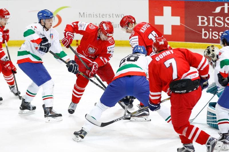 Ice Hockey. EIHC. Poland - Italy. 17.12.2015