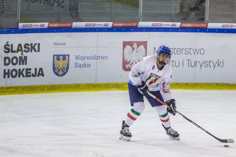 Ice Hockey. Women's World Championship Division 1B. Slovenia - Italy. 08.04.2022
