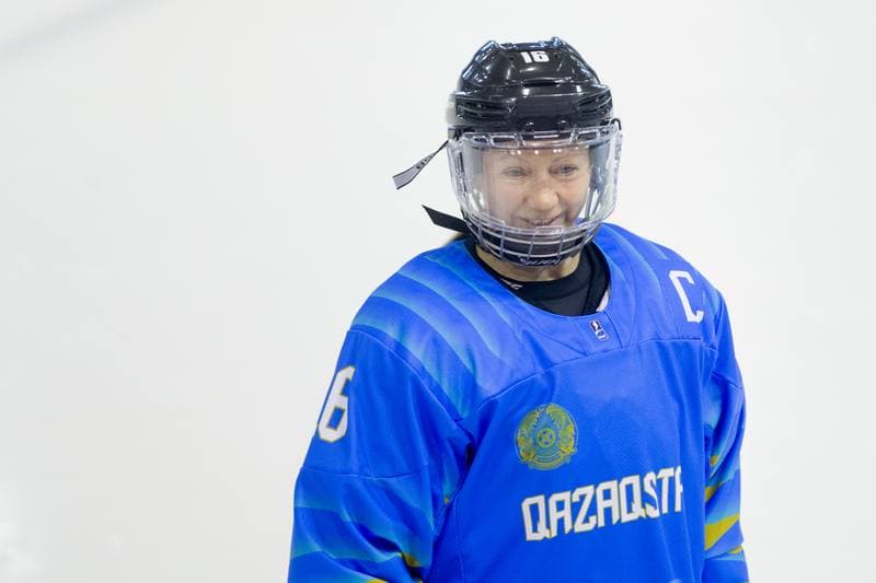 Ice Hockey. Women's World Championship Division 1B. Kazakhstan - Slovenia. 14.04.2022