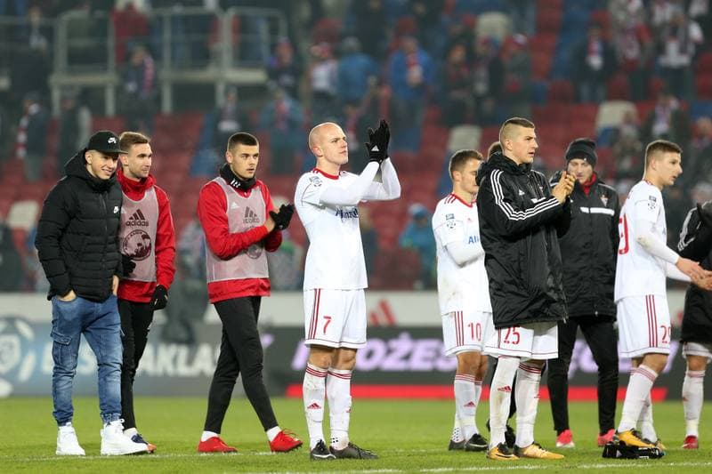 Football. Lotto Ekstraklasa. Gornik Zabrze - Lechia Gdansk. 08.12.2017