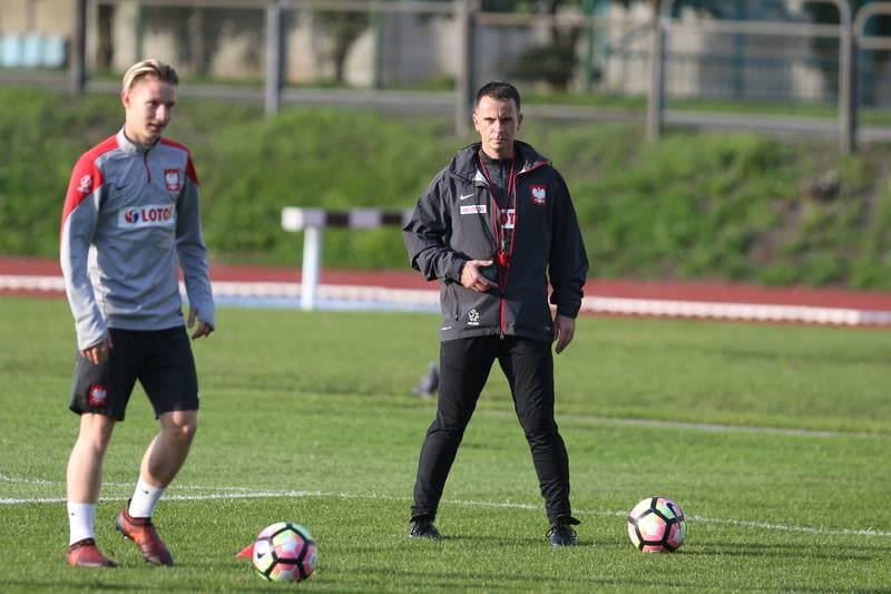 Football. Poland U19. Training. 02.10.2017
