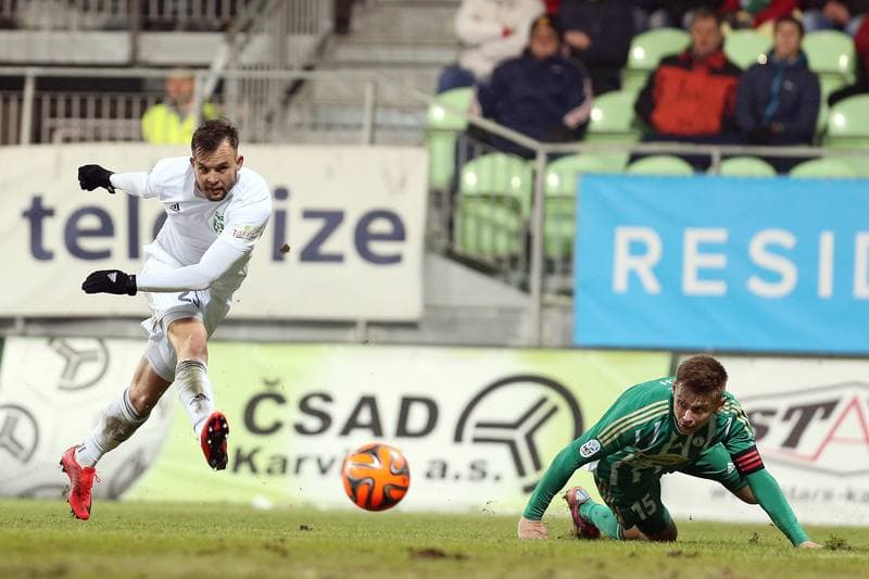 Football. Het Liga. MFK Karvina - Bohemians 1905. 02.12.2017