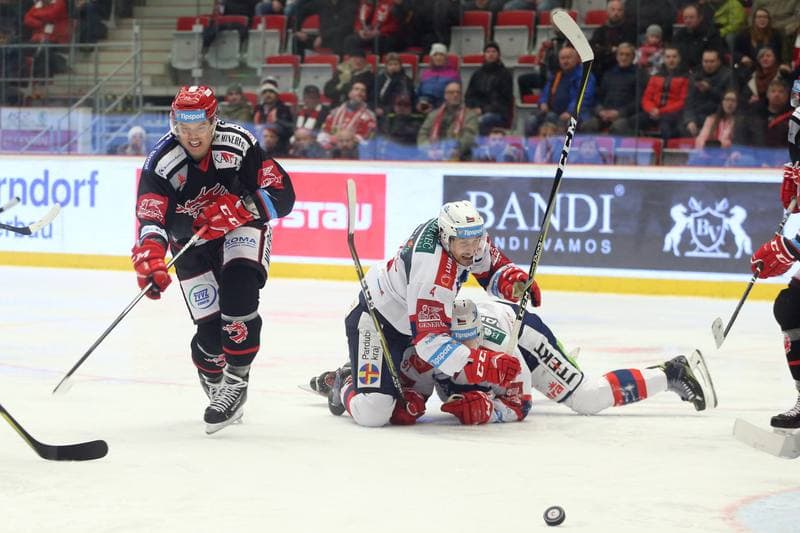Ice Hockey. Tipsport Extraliga. Ocelari Trinec - Dynamo Pardubice. 02.03.2018