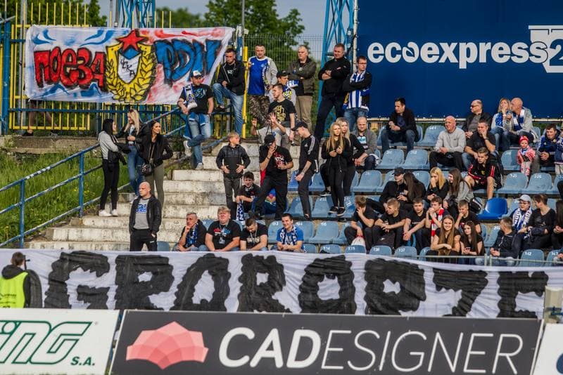 Football. II Liga. Ruch Chorzow - Blekitni Stargard. 11.05.2019